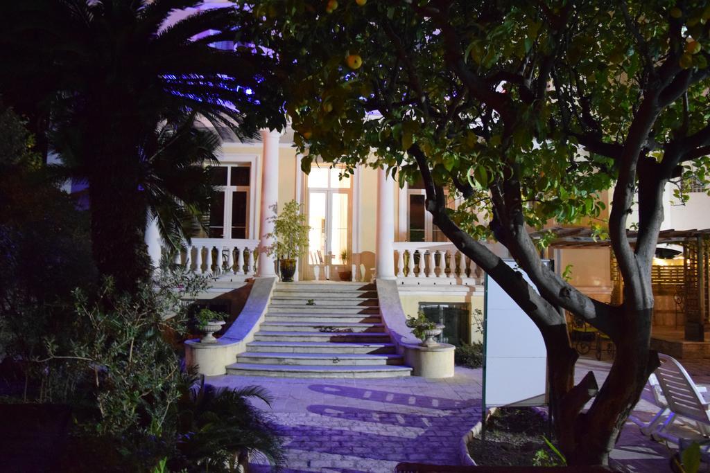 Armenonville Nice Exterior foto